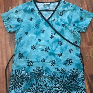 Life uniform brand scrub top